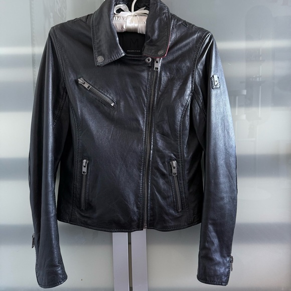 ⭐️Mauritius Leather Moto Jacket w Stars⭐️ - Picture 5 of 16